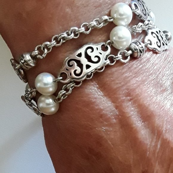 BRIGHTON Scroll  & Pearl Silver Bracelet GENEVA - Picture 1 of 6